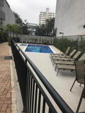 Studio expo norte Bras SP feira da madrugada Piscina Aquecida e Estacionamento Gratuito